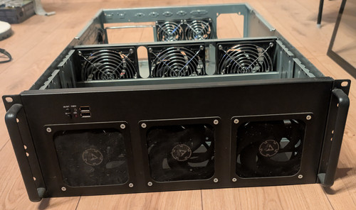 Inter tech 4f28 - 19", 4he